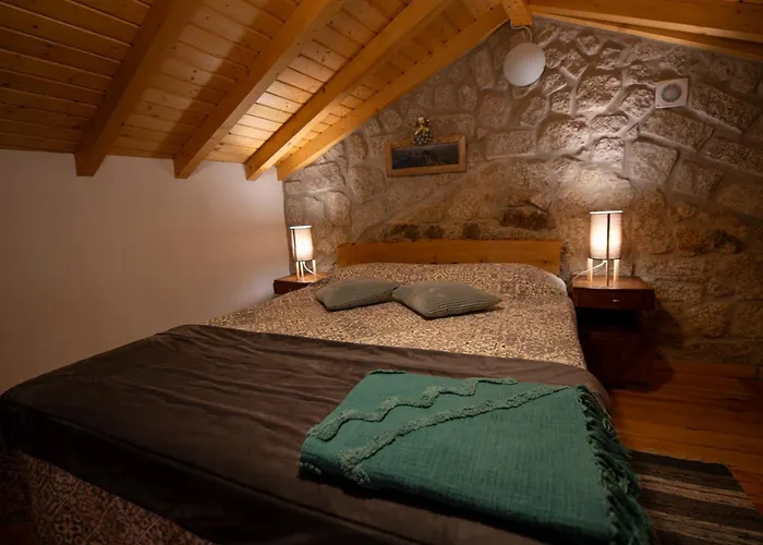 בית נופש Casa Do Guardado מונסנטו